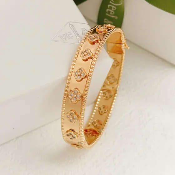 Van Cleef Arpels Perlee Clovers bracelet 18k rose gold clear diamond 17cm