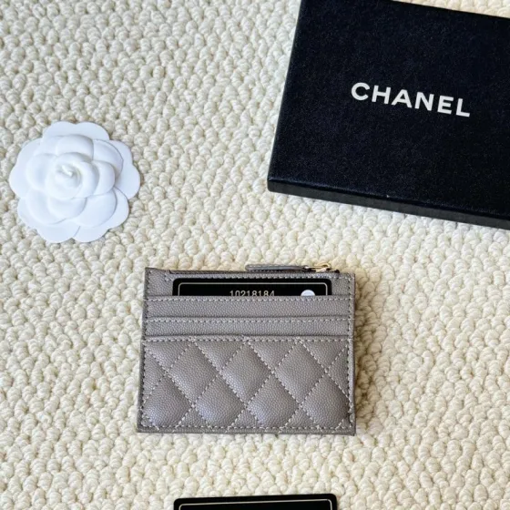 Chanel Classic Quilted Zip Card Holder card holder Taupe grained calfskin leather gold-tone metal hardware 11cm x 8 5cm
