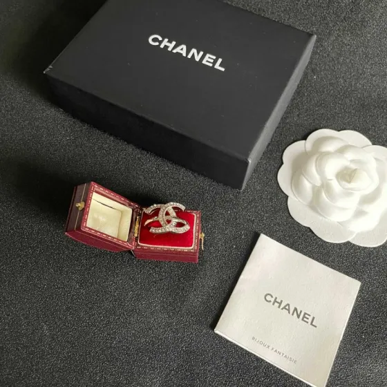 Chanel CC Logo ring light gold metal clear crystal US 7