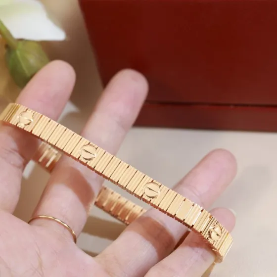 Cartier LOVE bracelet 18k rose gold 17cm