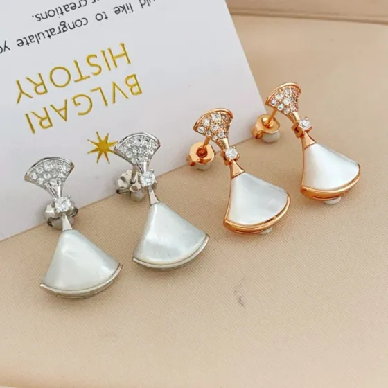 Bvlgari Divas Dream earrings Silver-toned metal with white mother-of-pearl and clear diamond accents Rose gold-toned metal with white mother-of-pearl and clear diamond accents One Size