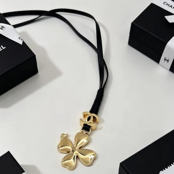 Chanel CC Clover Leather Cord Pendant Necklace necklace Gold-tone metal black leather cord 40cm