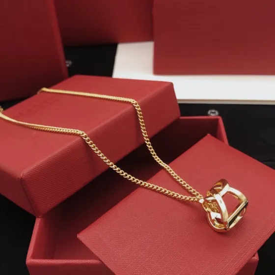 Saint Laurent YXL0013 Monogram Pendant necklace gold-tone metal 50cm