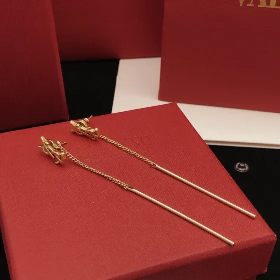 Saint Laurent Cassandre Long Chain Drop Earrings earrings antique gold tone metal no gemstones 6 5cm total drop length