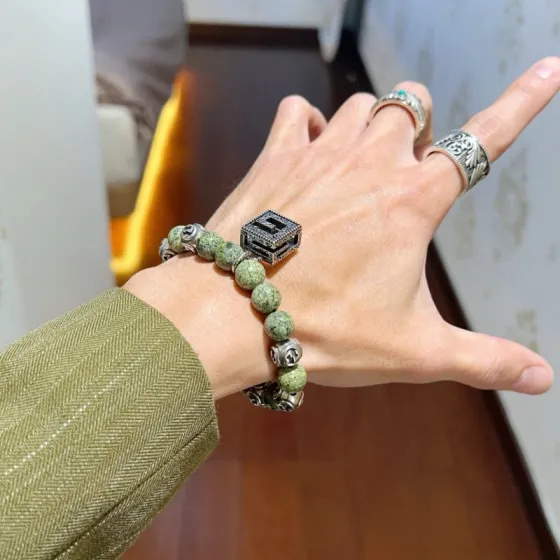 Gucci Anger Forest bracelet Aged silver metal with green serpentine stone beads 18cm