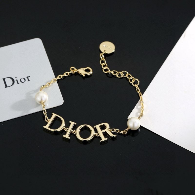 Dior Diorcd bracelet gold-tone metal with white faux pearls 18cm