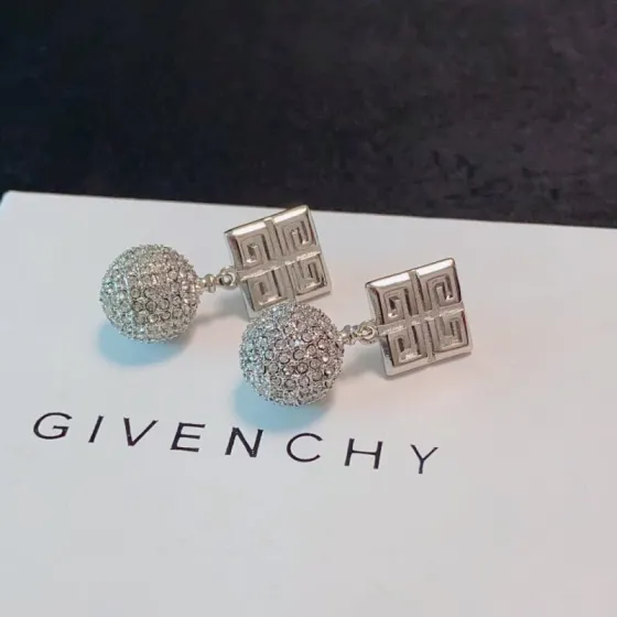 Luxury necklace