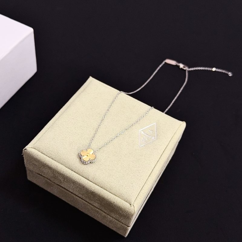 Van Cleef Arpels Alhambra necklace silver-toned metal chain gold-toned clover pendant 42cm