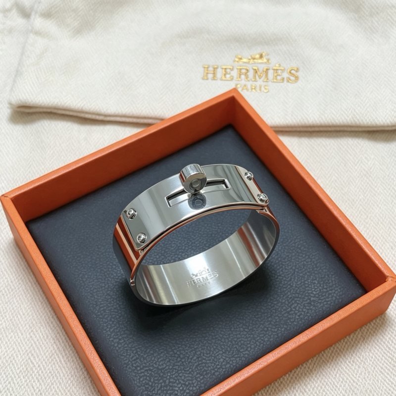 Hermes Kelly bracelet silver metal with black enamel 21mm