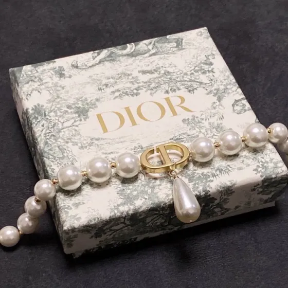 Dior CD Logo Pearl Drop Choker necklace Gold-tone metal with white pearls 40cm