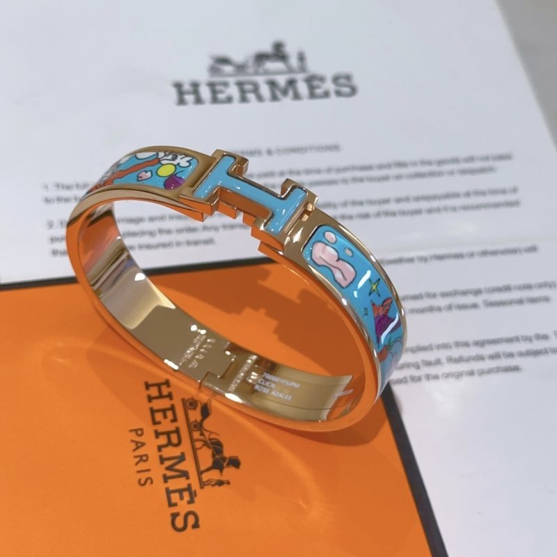 Hermes Clic Clac H bracelet Rose gold plated metal with light blue enamel featuring multicolor cartoon print PM