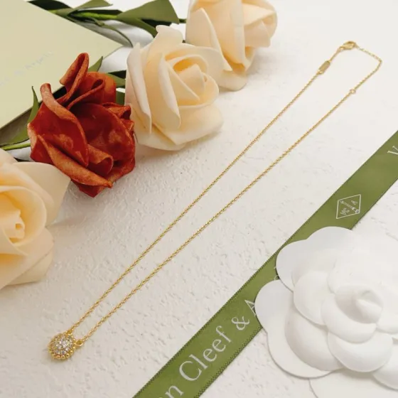 Van Cleef Arpels Perlee necklace Yellow gold with clear diamond pave 42cm with 2cm extender