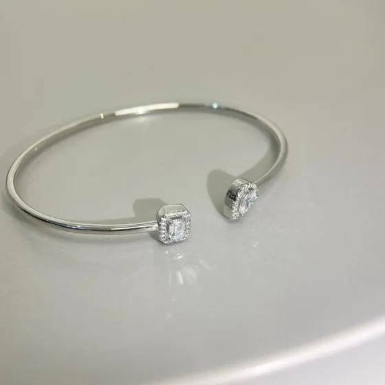 Messika My Twin bracelet white gold with clear diamonds 17