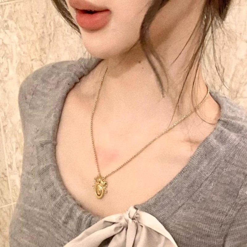 Dior Scarab Pendant Necklace necklace gold-tone metal 45cm