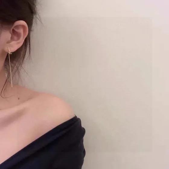 Saint Laurent Cassandre YSL Monogram Long Threader Earrings earrings gold-tone metal no accent stones 6 5cm drop length