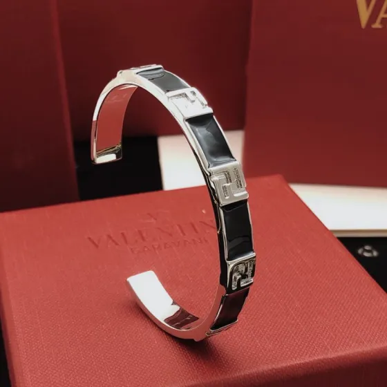 Fendi FF Logo Enamel Cuff bracelet silver-tone metal with black enamel 17cm inner circumference