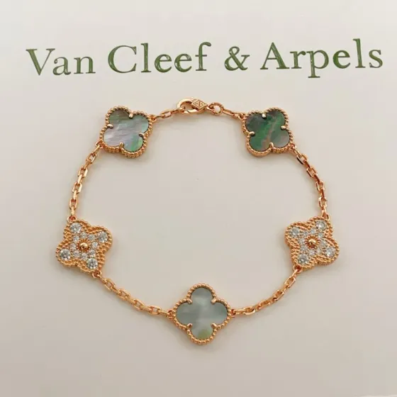 Van Cleef Arpels Vintage Alhambra bracelet Rose gold with gray mother-of-pearl and diamond accents 18cm
