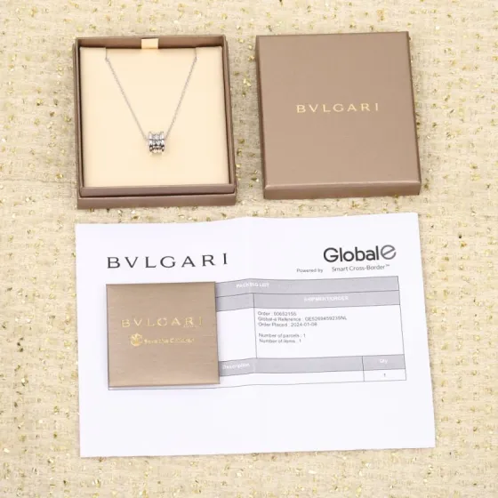 Bvlgari B zero1 necklace silver-toned white gold with studded metal pendant no colored gemstones 40-45cm adjustable