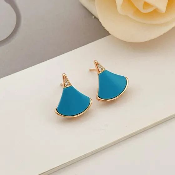 Bvlgari Divas Dream earrings Rose gold with turquoise blue stone and clear diamond accents 12mm stud length