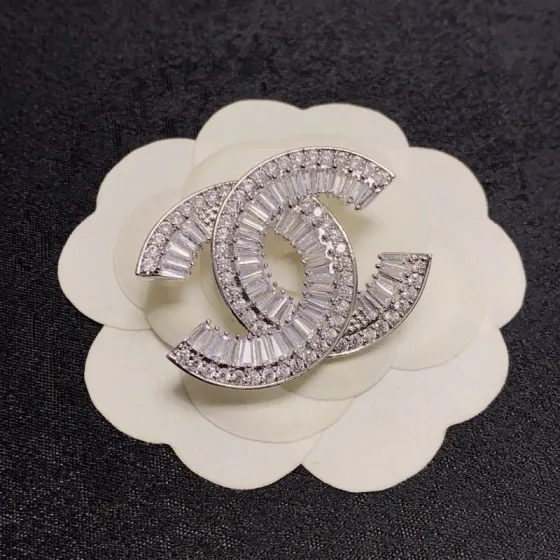 Chanel CC Logo Baguette Crystal Brooch brooch silver-toned metal with clear baguette and round-cut crystals 3cm width