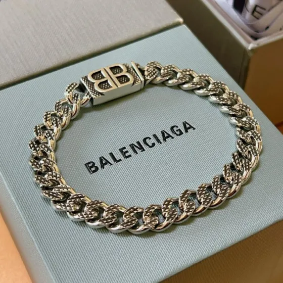 Luxury necklace 24cm