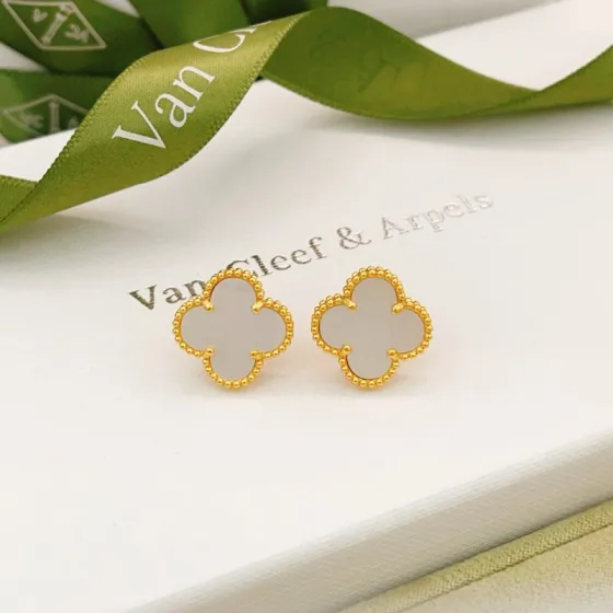 Van Cleef Arpels Vintage Alhambra earrings yellow gold white mother-of-pearl 15mm motif diameter