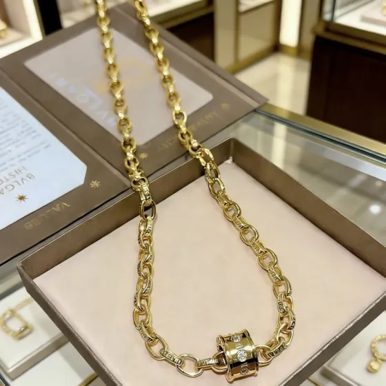 Bvlgari B zero1 necklace 18k yellow gold with clear diamond accents 45cm