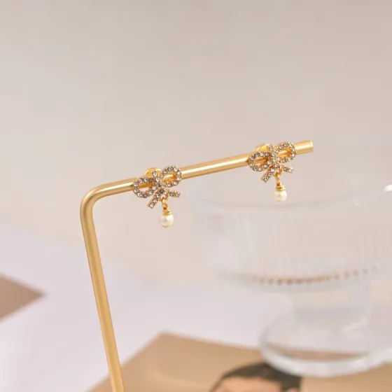 Dior Le N ud de Dior earrings Gold-tone metal with clear silver-toned crystal accents and white pearl drops One Size