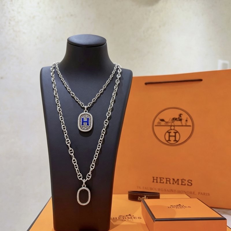 Hermes H Logo Oval Pendant Chaine d Ancre necklace Silver-toned metal with blue enamel H detail 50cm