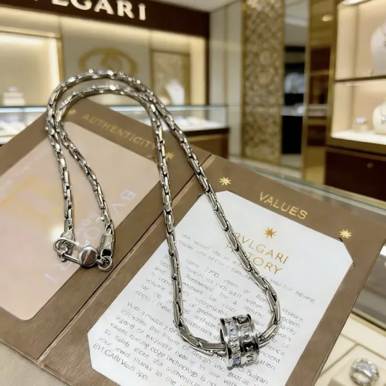 Bvlgari B zero1 necklace silver-toned white gold with clear diamond accents 60cm