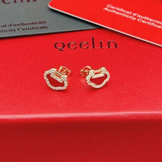 Qeelin Yu Yi earrings 18k rose gold red carnelian white diamond 8mm stud diameter