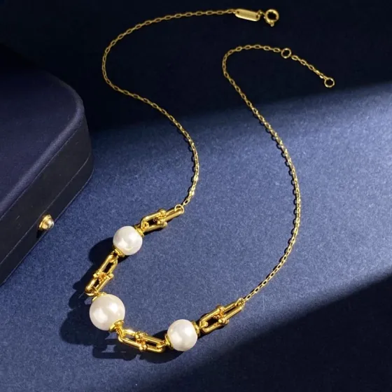 Tiffany HardWear Pearl Link Necklace necklace Gold-toned metal with white freshwater pearls also available in silver-toned metal with white freshwater pearls 18 inches with 2 inch extender
