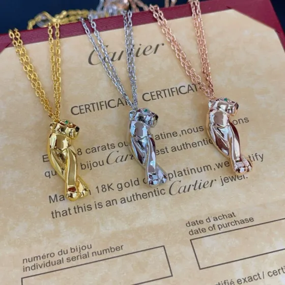 Cartier Panthere de Cartier necklace 18K yellow gold green tsavorite garnet eyes black onyx nose 42cm