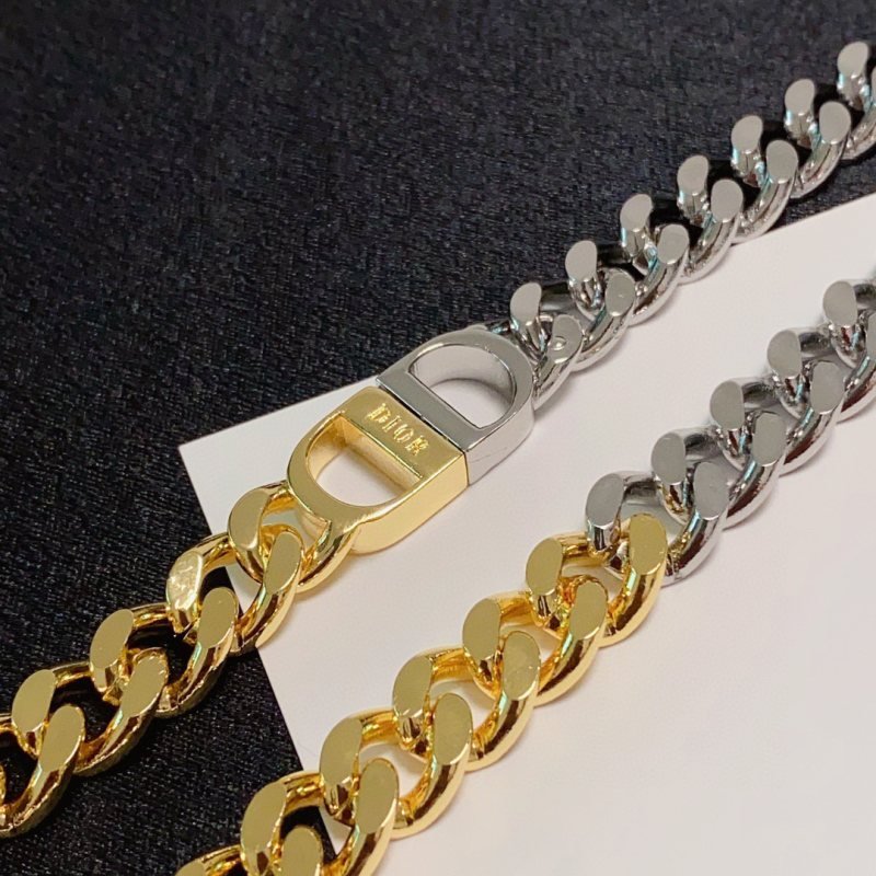 Dior CD Icon Two-Tone Curb Chain Choker necklace Two-tone gold and silver metal no gemstones 38cm
