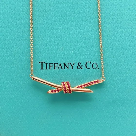 Tiffany Co Knot necklace 18K rose gold ruby red 45cm