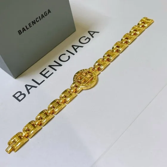 Luxury necklace 24cm