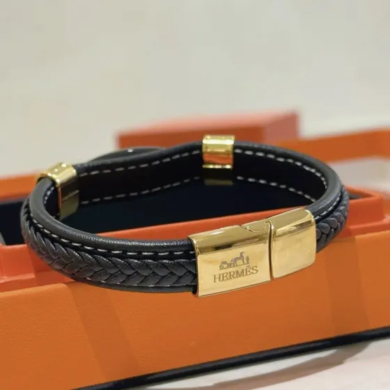 Hermes Anger Forest bracelet Black braided leather with gold-tone metal hardware and black onyx accent 18cm