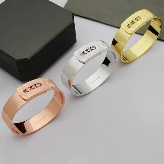 Messika Move Noa bracelet Available in 18k rose gold 18k white gold 18k yellow gold set with brilliant-cut white diamonds 17cm