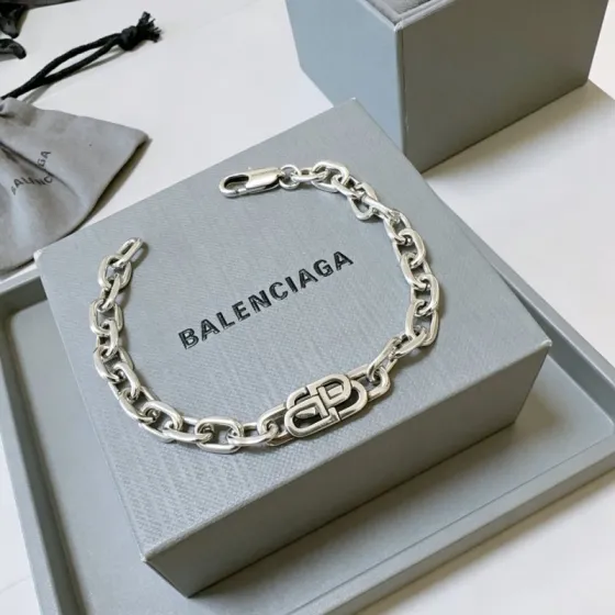 Luxury necklace 24cm