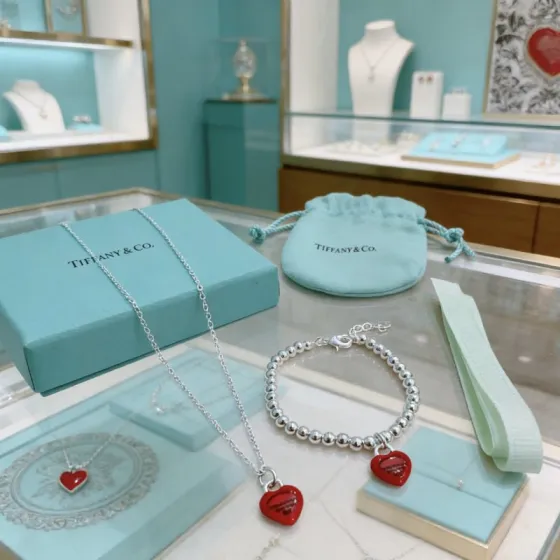 Tiffany Co Return to Tiffany Red Heart Tag necklace bracelet Sterling silver metal with bright red enamel heart accents Necklace chain length 40cm Bracelet bead chain length 17cm