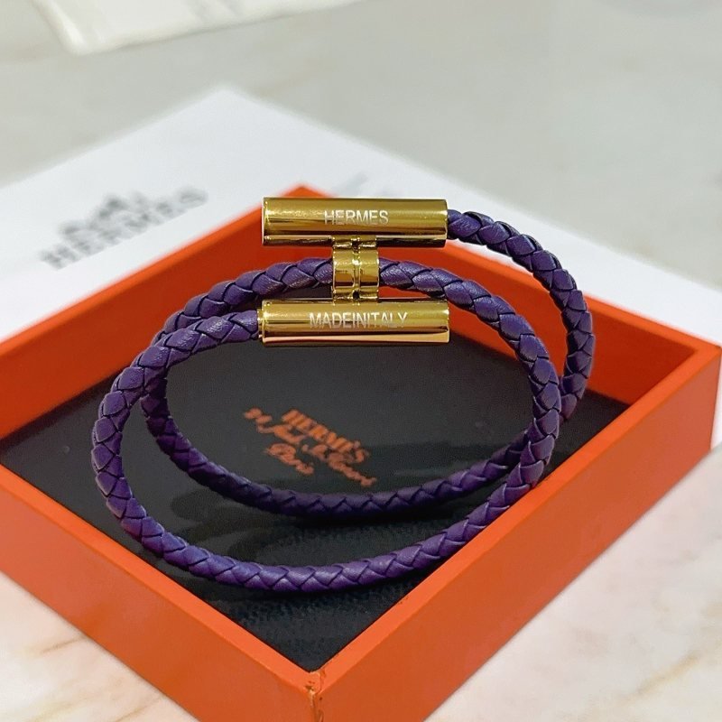 Hermes Tournis Tresse bracelet Purple braided leather gold-tone metal hardware 38cm