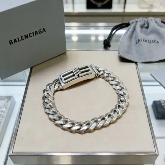 Luxury necklace 24cm