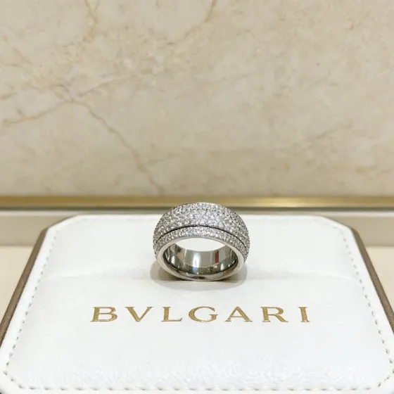 Bvlgari DIVAS DREAM ring 18k white gold with full pave set white diamonds 54