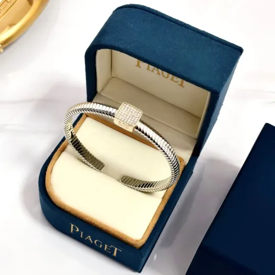 Piaget Possession bracelet Two-tone silver and yellow gold with pave clear diamonds 17cm