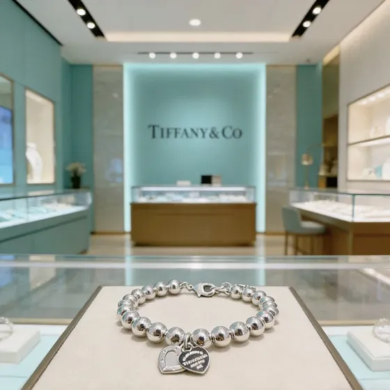 Tiffany Co Return to Tiffany Heart Tag Bead Bracelet bracelet sterling silver with silver heart tag no colored stones 8mm bead 17cm chain length