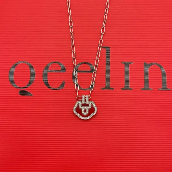 Qeelin Yu Yi necklace silver-toned metal red enamel clear diamond-like stones 42cm