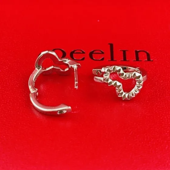 Qeelin Wulu earrings silver-toned metal no gemstones 10mm hoop diameter