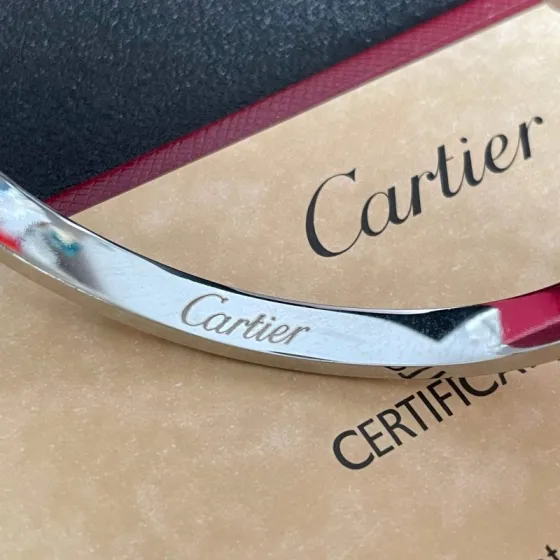 Cartier Juste un Clou bracelet silver-toned metal no gemstones 17