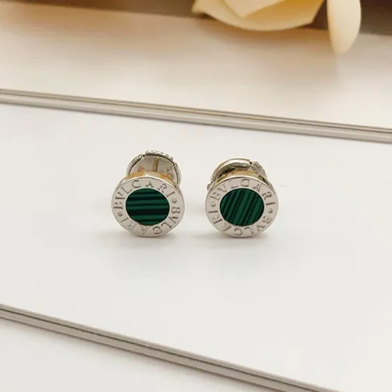Bvlgari Bvlgari Bvlgari earrings silver-toned metal with green malachite inlay 8mm stud diameter