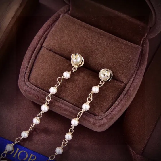 Dior CD Butterfly Pearl Long Drop earrings Gold-tone metal with white pearls Approximately 8cm drop length